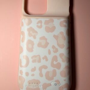 Velvet Caviar Pink Leopard Battery Phone Case NWOT